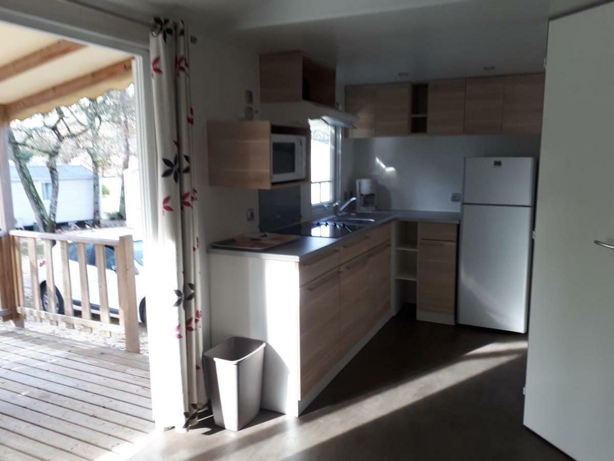 Mobil Home Sainte Baume Nans les Pins Bagian luar foto