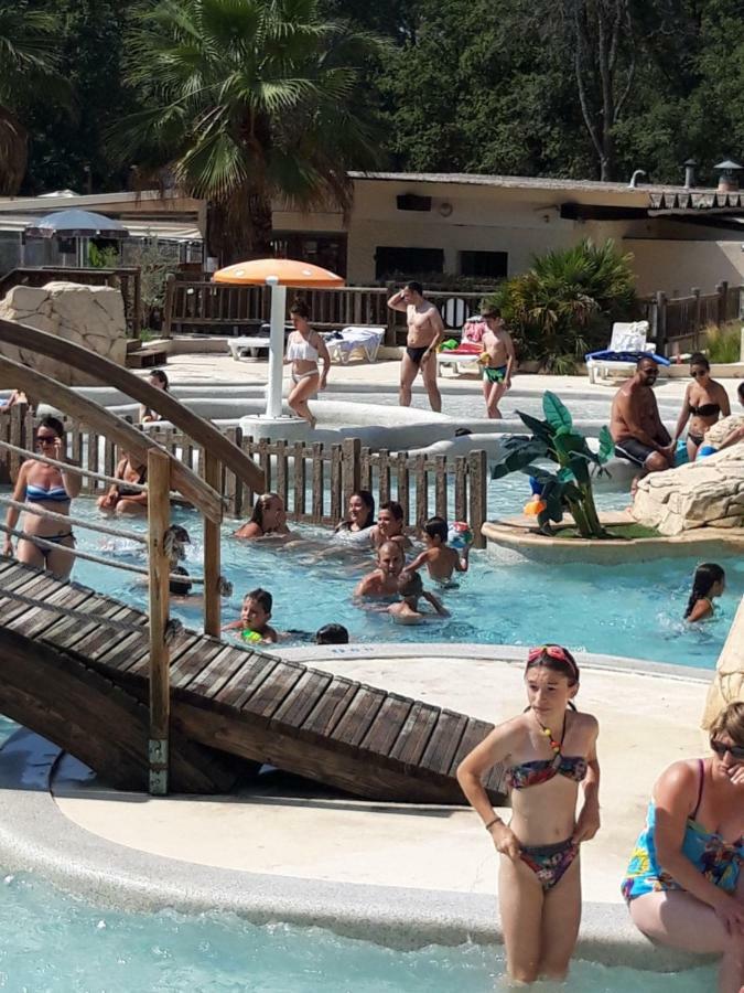 Mobil Home Sainte Baume Nans les Pins Bagian luar foto