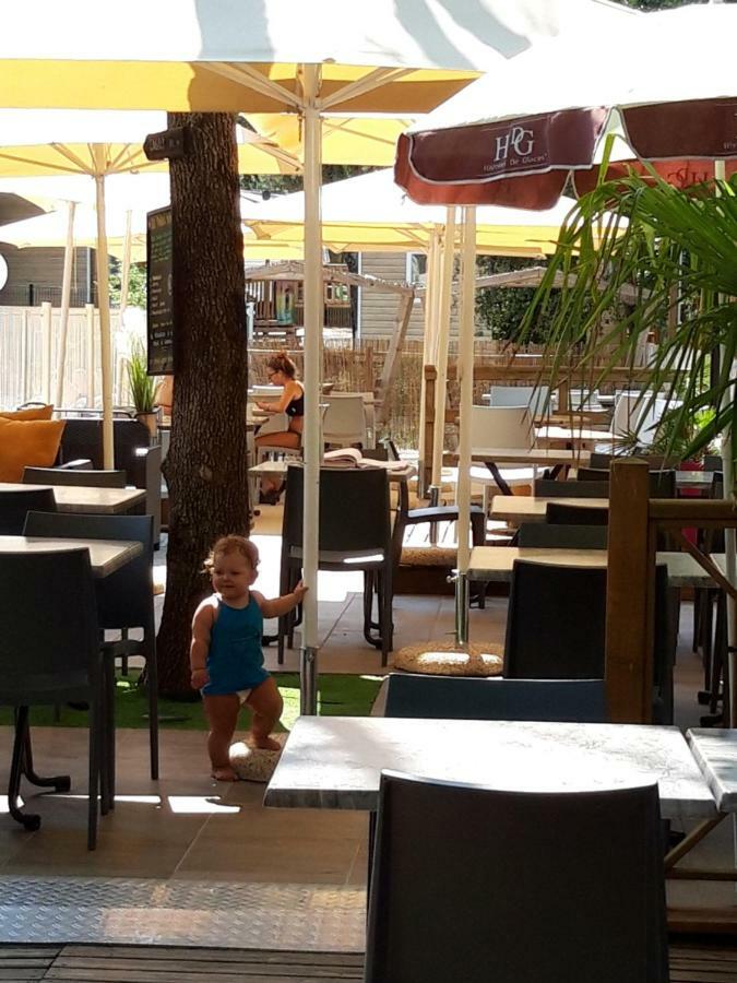 Mobil Home Sainte Baume Nans les Pins Bagian luar foto